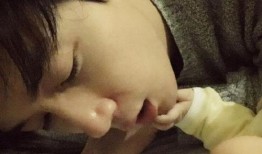 戚薇爆料韩国娱乐圈,韩国娱乐圈幕后真相与明星生活点滴