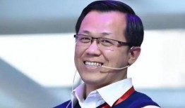 卓伟爆料娱乐圈过年视频,明星齐聚一堂，欢声笑语共度佳节